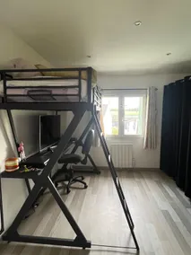 House near Paris - Image 4