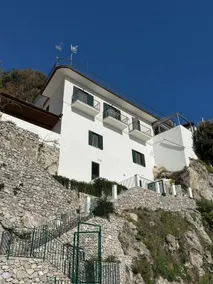 Voice of the Sea Apartment - Image 2