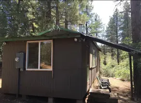 Zion Pines Cabin - Rustic Getaway - Image 2