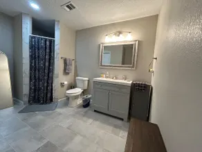 Accessible Guest Stay 1 in Texas City - Image 3