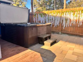 Charming Millhouse w/ hot tub close to everything - Image 2
