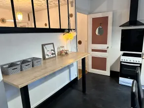 Apartment with the elders - Image 5