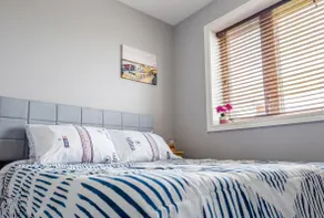 Bright & Spacious - Image 5