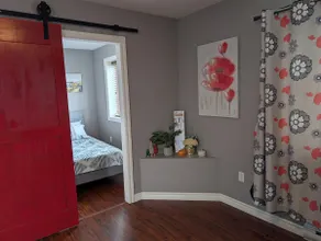 Bright & Spacious - Image 4
