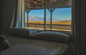 Mojave Compound - Modern Rural Oasis Close To Town - Image 2