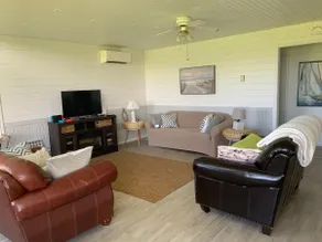Island Sands Beachhouse - Image 2