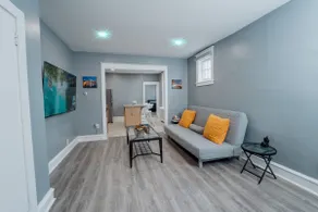 Stylish 1BR Apartment Retreat in Philly - Image 4
