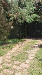 countryside, children, soccer, swimming pool, sun, and comfort - Image 2