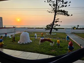 Children's Paradise: Feet in the Sand & Amazing View - Image 3