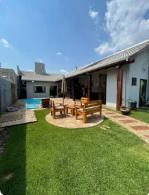 all air-conditioned 10 minutes from downtown with swimming pool - Image 2