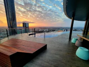 Great location and amazing views - Image 2