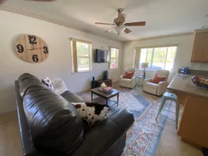 Serene wine country guest retreat - Image 2
