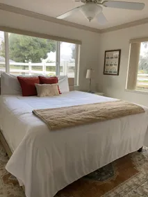 Serene wine country guest retreat - Image 5