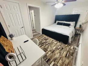 Bayshore Comfort Suite - Image 5
