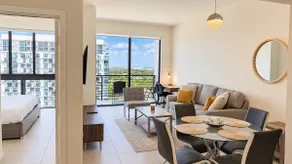 Miami Best - Image 2