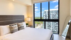 Miami Best - Image 4