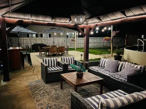 Pet-Friendly Bay Retreat with Private Pool - Image 5