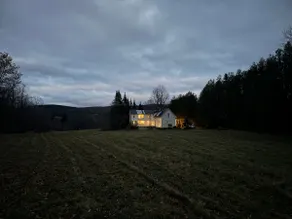Elegant Farmhouse - Image 3