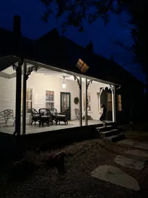 Elegant Farmhouse - Image 4