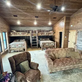 Paradiso Waterfront Cabin Sleeps 10+ - Image 5