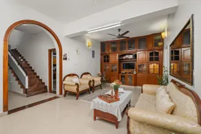 Vintage Haven Luxury Villa in Indiranagar - Image 4