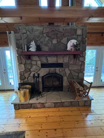 The Pine Lodge - Image 5