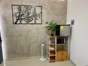 Apartment near downtown with A/C - We invoice - Image 4