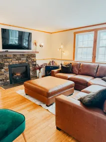 Chic, Pet Friendly - Cmty indoor Pool & Clubhouse - Image 2