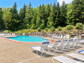 Chic, Pet Friendly - Cmty indoor Pool & Clubhouse - Image 5