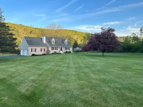 Autumn Retreat at Mountain Creek Happy Place - Image 1