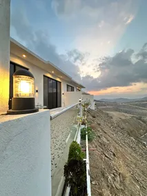 Hotel chalet with two bedrooms and a lounge with distinctive views - Image 2
