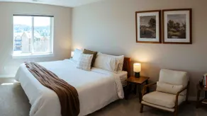 Cozy Townhome w/King Beds + Game Room, South Salem - Image 4