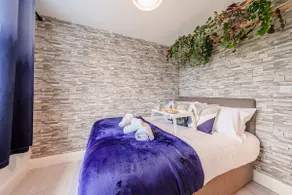 Spacious 6BR Ashton Home | Sleeps 12 | Parking - Image 2