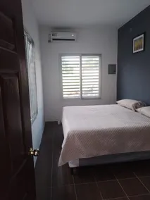 cozy furnished house with pool - Image 2