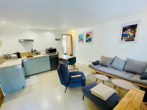 Cool and quiet apartment with terrace - Image 2