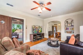Historic Midtown Bungalow - Image 5