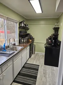 The Cozy Cottage - Image 2