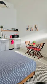 Luxe Modern Ballard Studio:15 Mins to Space Needle - Image 3