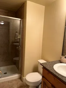 5 Bedroom 4 Bathroom + Hot Tub Minutes to Slopes - Image 4