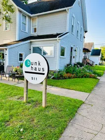 Spacious 3-Bedroom Getaway Near the Erie Canal - Image 2