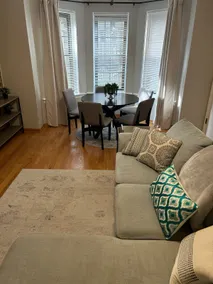 Cozy apartment in the heart of Lincoln Park - Image 4