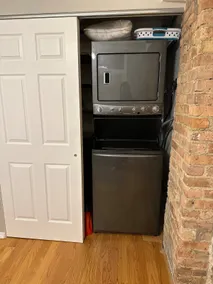 Cozy apartment in the heart of Lincoln Park - Image 5