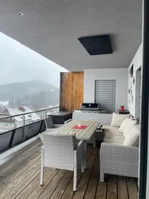 Modern house with great views - Image 3