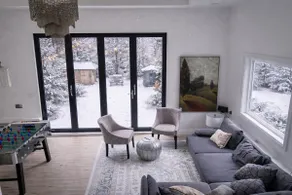 “CasaDeLeon”- Modern and cozy Lakeview guesthouse - Image 4