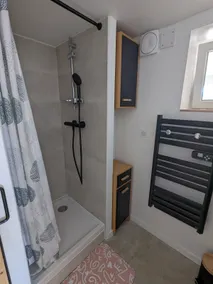 Garden level, 2 bedrooms - Image 3