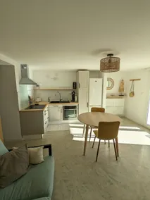 Garden level, 2 bedrooms - Image 4