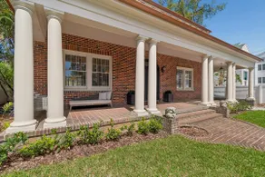 Beautiful Home In S Tampa Near Water & Downtown - Image 3