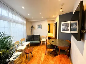 Central Euston Station Studio - 1 minute walk - Image 5