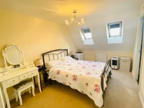 Cozy and comfy - Image 2