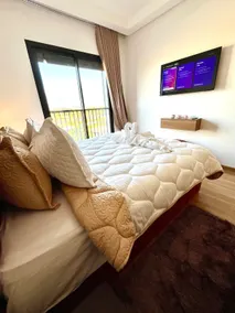 Urban Oasis Apartment - Image 4